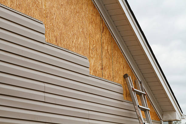 24/7 Emergency Siding experts in Madera, PA